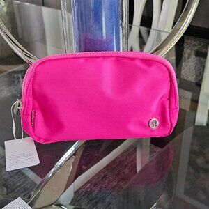Lululemon Athletica Belt Bag,  Athletica Everywhere { SONIC PINK }